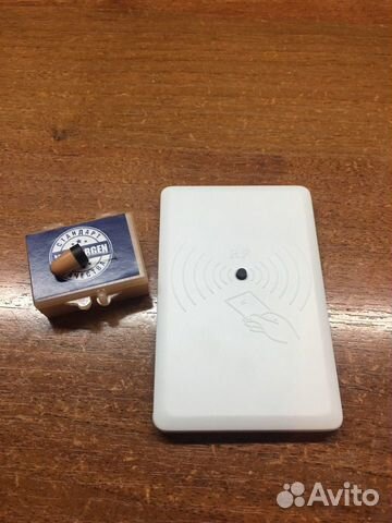 Микронаушник Bluetooth Box без проводов