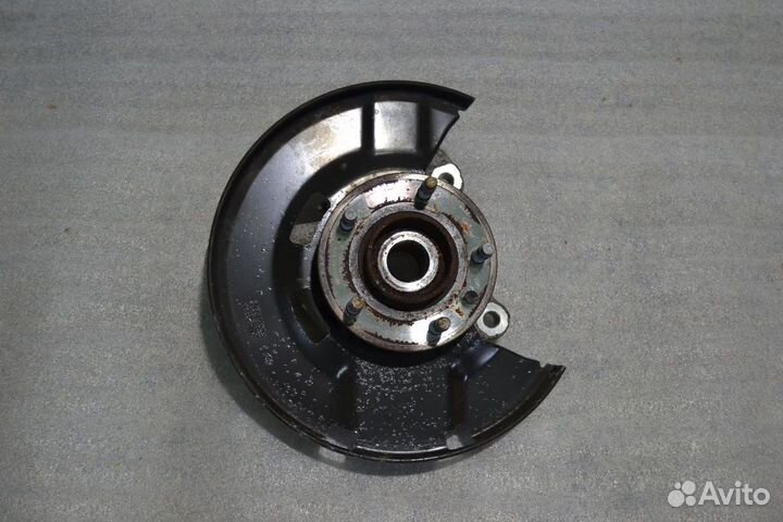 Кулак перед правый Astra J (1.6 Turbo)