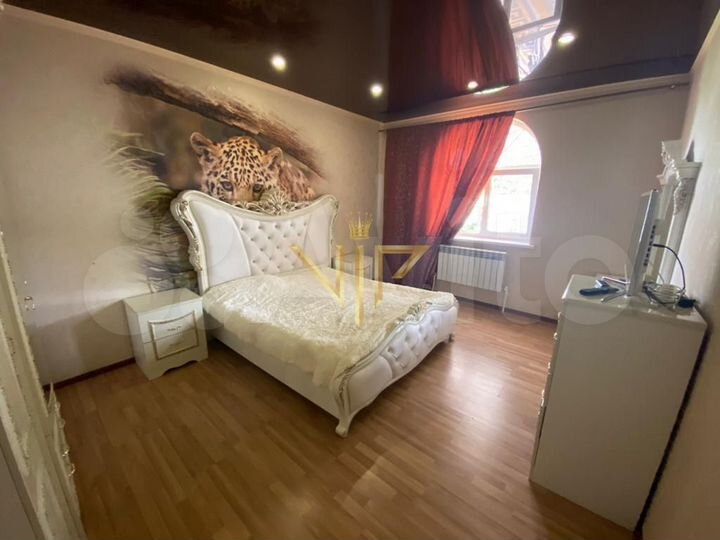 Дом 170 м² на участке 7 сот.