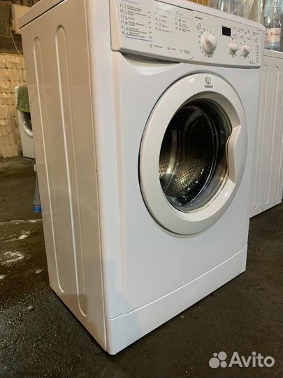 Стиральная машина indesit на 5 кг