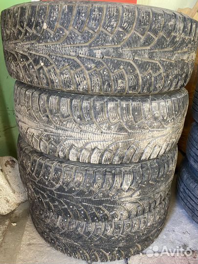 Nokian Tyres Hakkapeliitta 5 215/65 R16