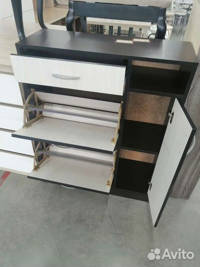 Обувница новая