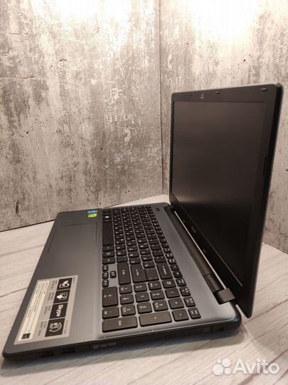 Игровой ноутбук с SSD 500GB/GeForce 2GB/i5/8GB Озу