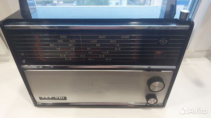 Продаю радиоприемник вэф-201