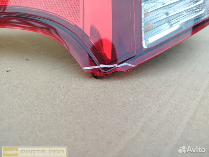 Фонарь левый в крыло Митсубиси Аутлендер 3