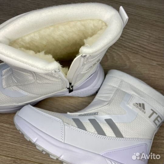 Сапоги ботинки зимние детские Adidas Terrex 32-37