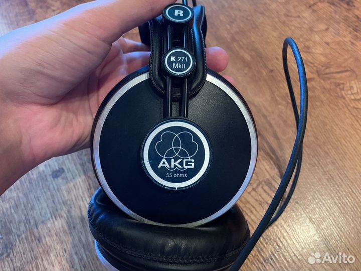 AKG K271 MK II