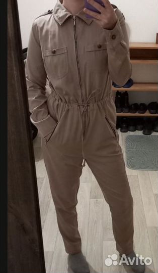 Комбинезон, платья и куртки 42-44