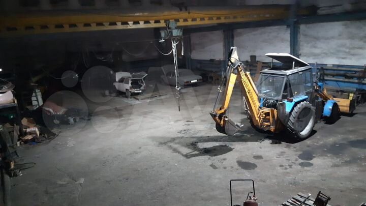 Машиноместо, > 30 м²