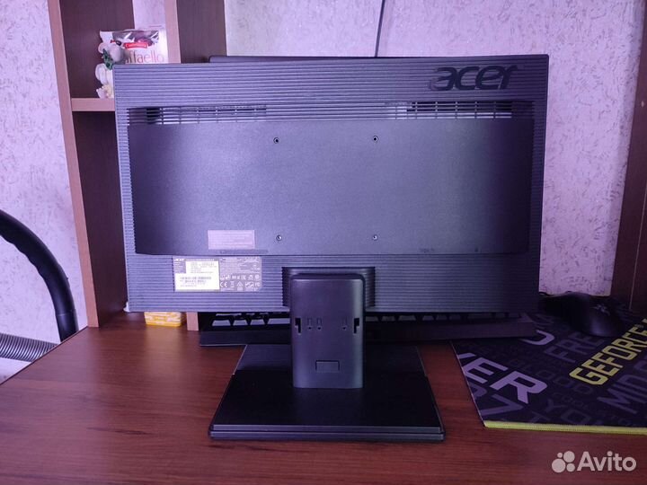 Монитор Acer 20