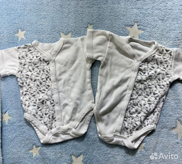 Пакет с детскими вещами