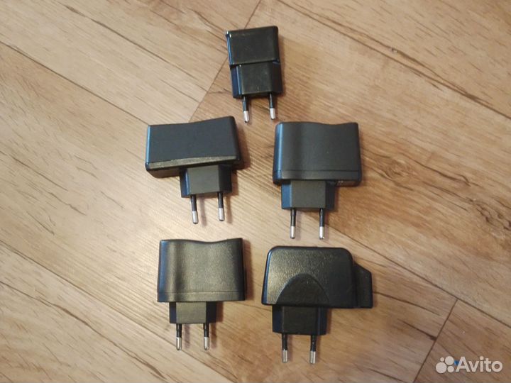 Зарядник USB