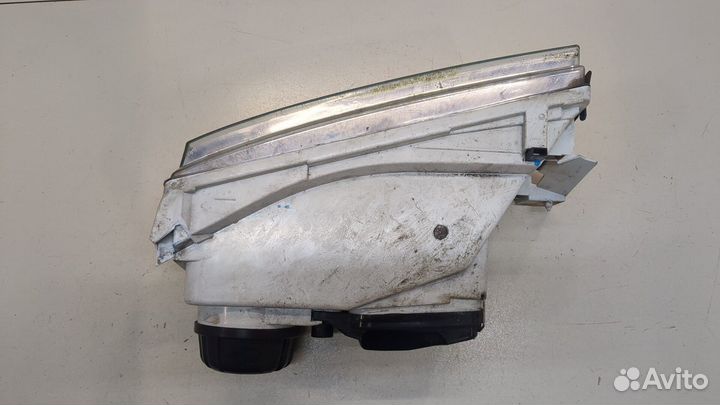 Фара (передняя) правая Skoda Octavia Tour