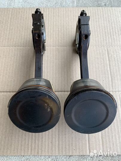 Поршень с шатуном Ford Focus 2 1.6