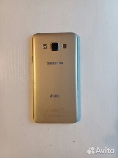 Samsung Galaxy A3 SM-A300F, 16 ГБ