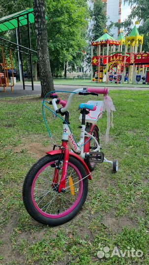 Велосипед детский 4х колесный Stern