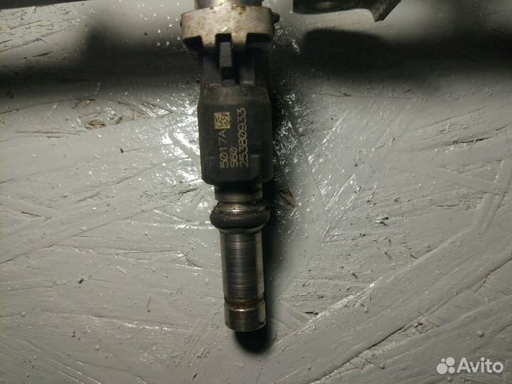 Топливная рампа и форсунки Опель астра H 1.6