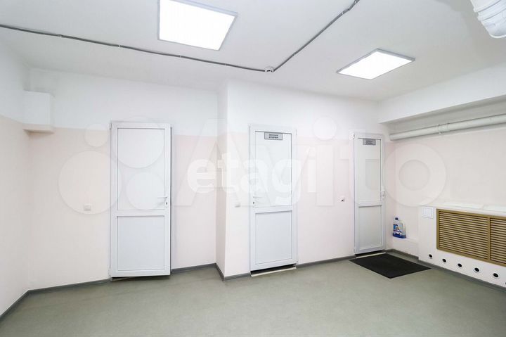 Продам офисное помещение, 285.2 м²