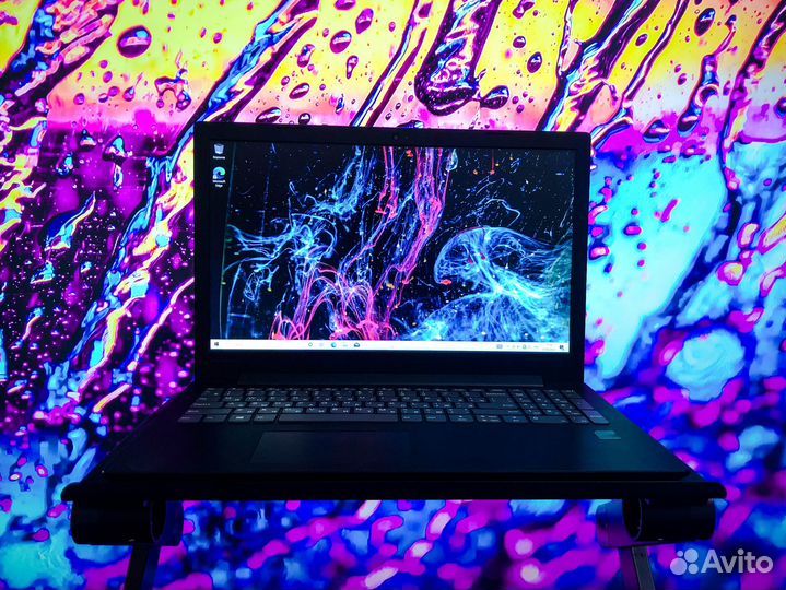 Ноутбук Lenovo Ideapad / Core i3 / SSD