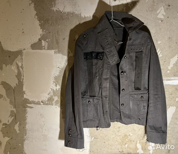 Distressed slim military jacket