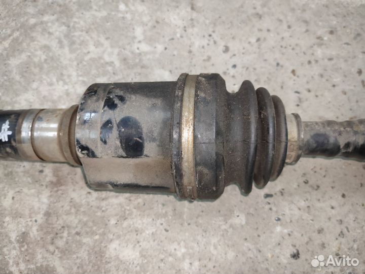 Привод передний правый Toyota Camry V40