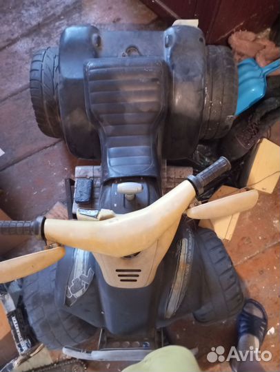 Детский квадроцикл на аккумуляторе