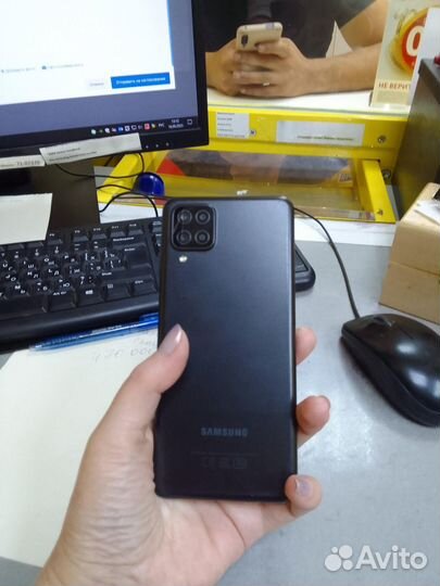 Samsung Galaxy A12, 2/32 ГБ