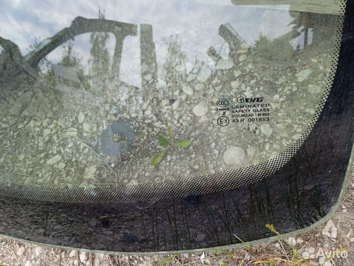 Стекло лобовое Honda Accord 5 седан 1993-1998