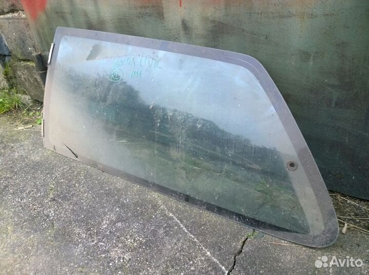 Стекло honda civic заднее левое 1991 3d
