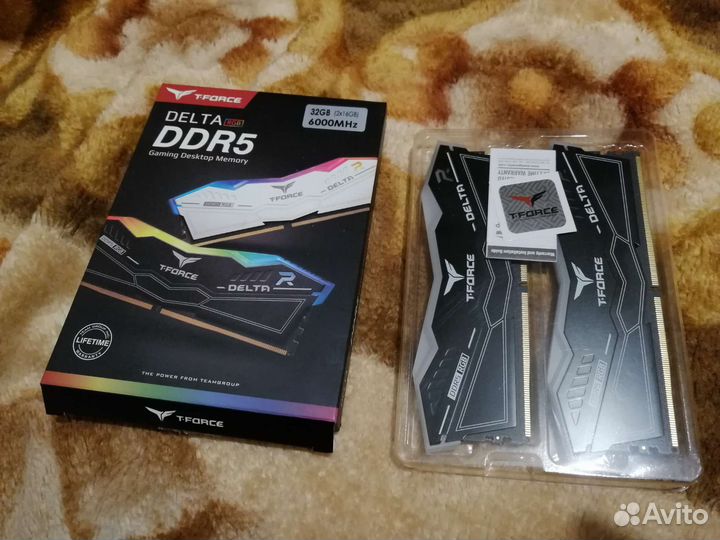 DDR5 Память T-Force Delta RGB 32GB