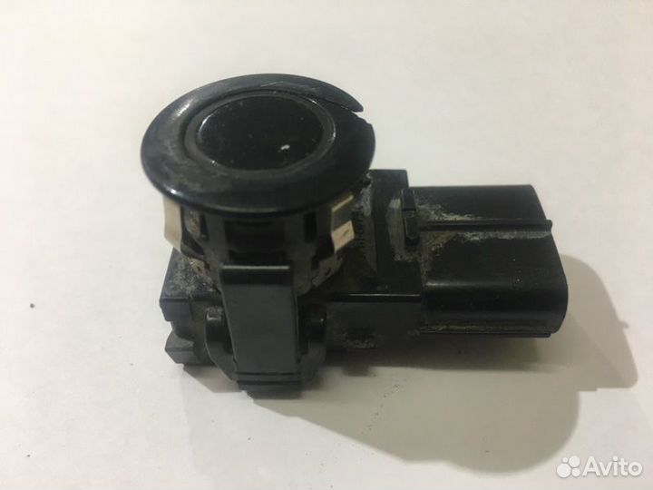 Датчик парковки (парктроник) Toyota Land Cruiser