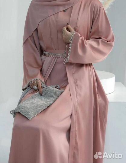 Платье женское вечернее под заказ едет