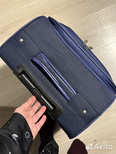 Чемодан ручная кладь на колесах