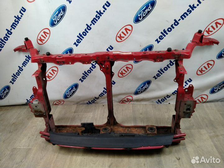 Рамка радиатора Suzuki Splash 2008Г