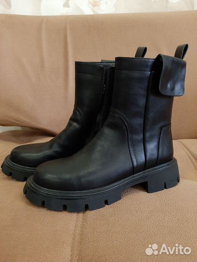 Ботинки демисезонные новые