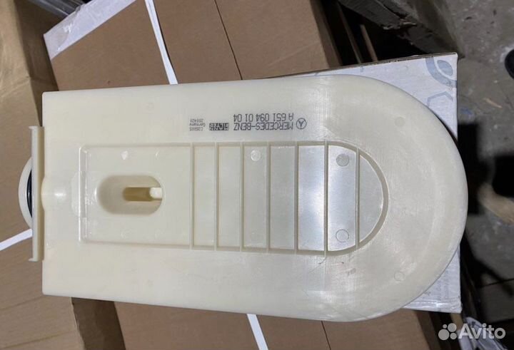 Воздушный фильтр mercedes-benz (A6510940104)