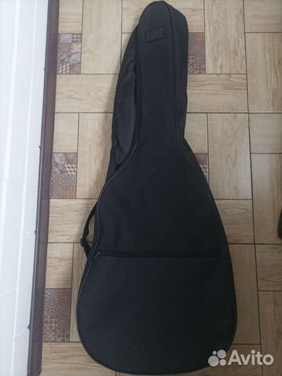 Акустическая гитара бу 