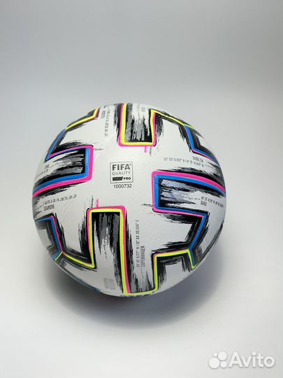 Футбольный мяч Adidas