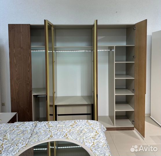 Спальный гарнитур oslo