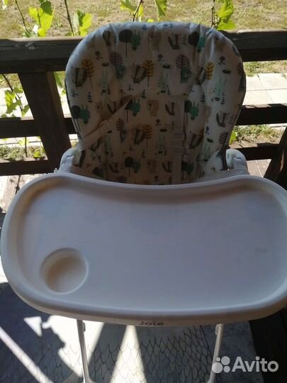 Детский стульчик для кормления