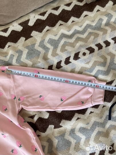 Кофточки на девочку 128