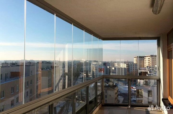 Безрамное остекление веранд беседок террас