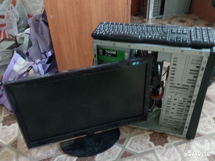 Нерабочий игровой компьютер + монитор, клавиатура