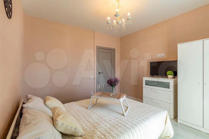 1-к. квартира, 41 м², 8/15 эт.