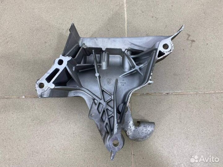 Кронштейн опоры двигателя Volkswagen Polo (Sed RUS