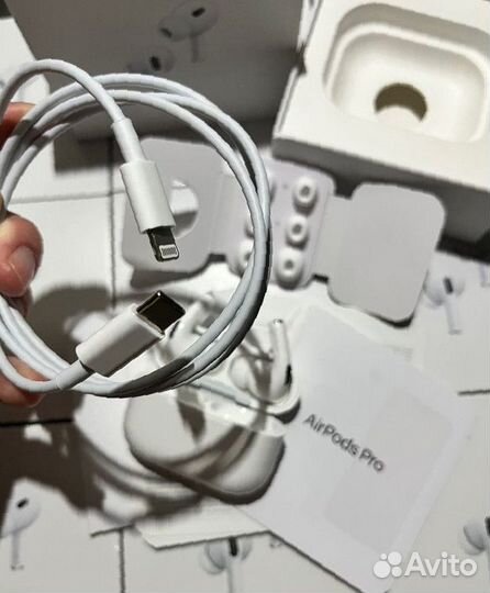 Наушники Apple AirPods Pro 2