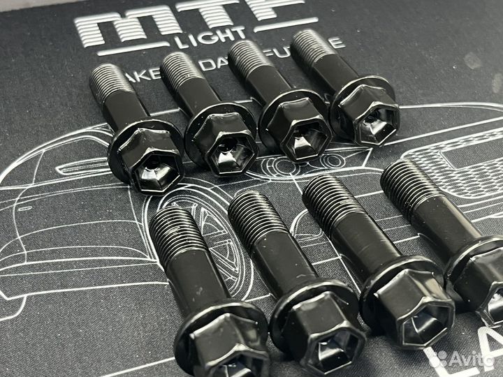 Колесные болты W166 ML Mercedes