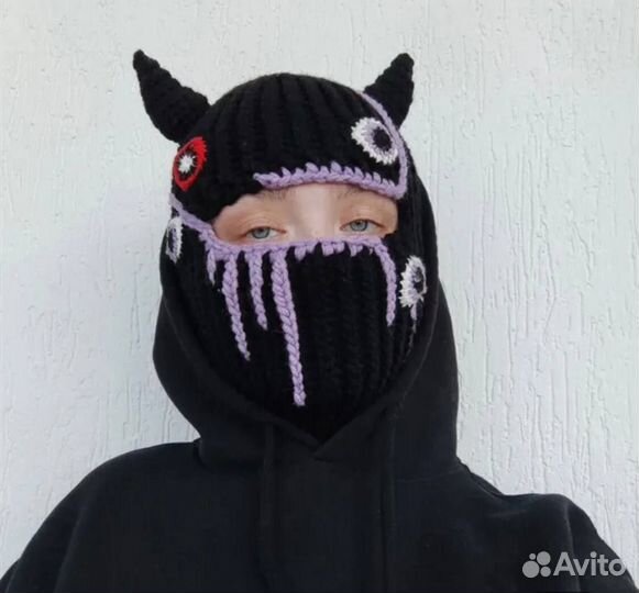 Балаклава вязаная с рожками