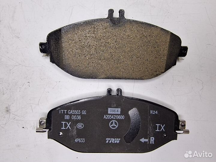 Колодки тормозные передние Mercedes-Benz A00842038