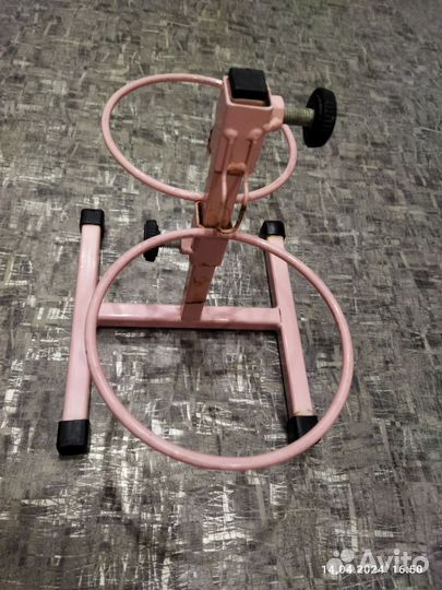 Подставка для питания животных